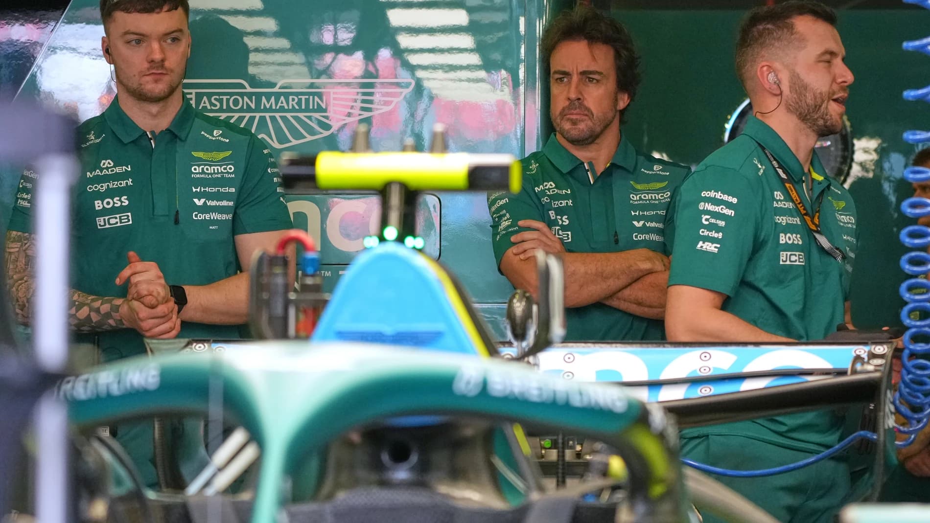 Honda traiciona a Aston Martin: el escándalo que hunde a Alonso